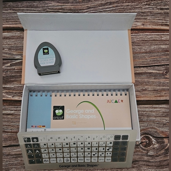 George & Basic  Shapes Cricut Diecut - Picture 4 of 5